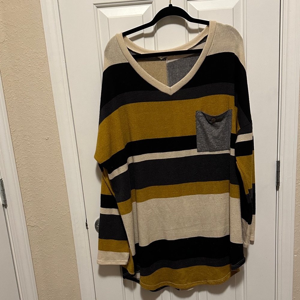 Reborn J Striped V-Neck Sweater
